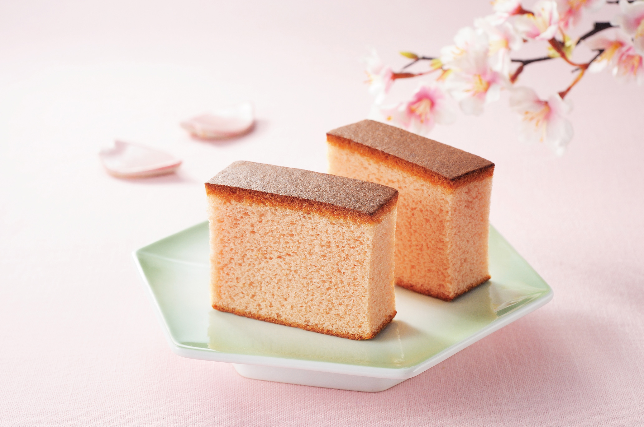 2/15(日)～販売開始<br>文明堂東京 「文明堂のカステラ さくら」