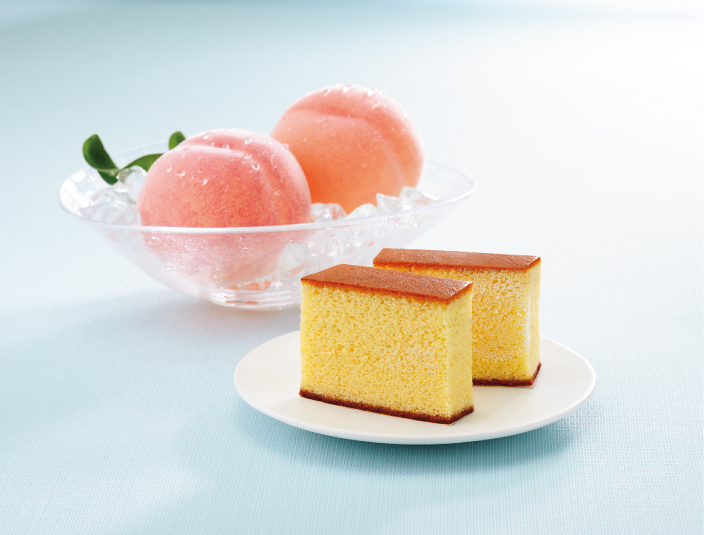 7月下旬～順次販売開始<br>文明堂東京 「文明堂のカステラ 香る白桃」